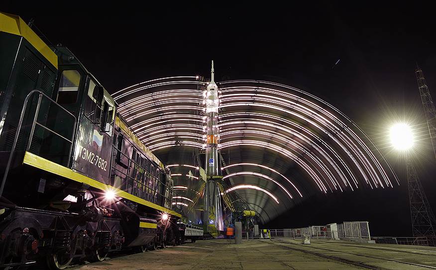 Байконур, Казахстан. Подготовка к запуску ракеты-носителя с кораблем «Союз ТМА-20М», который отправится с экспедицией на МКС 