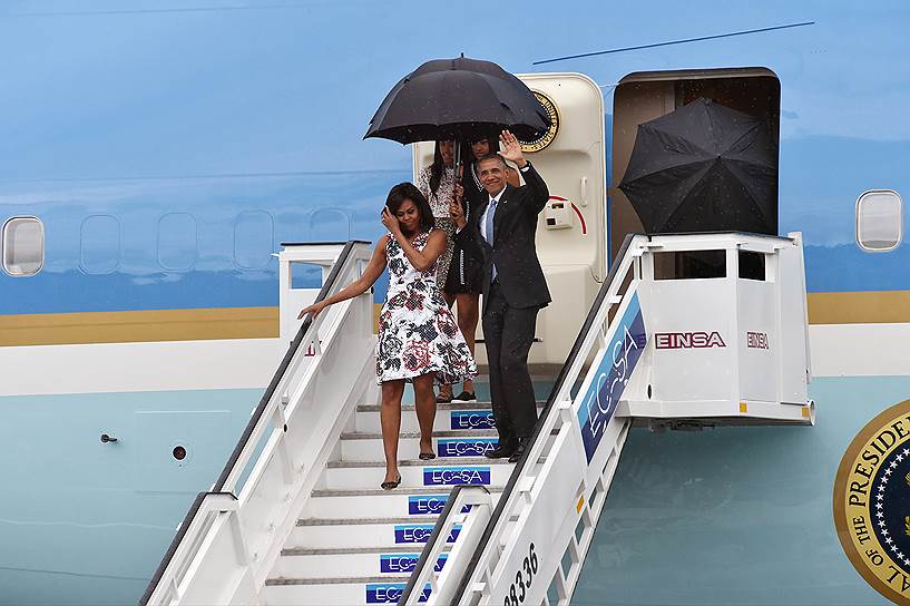 Президент США Барак Обама с супругой Мишель 