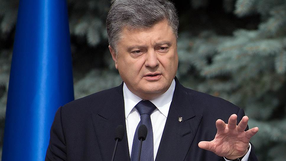 Петр Порошенко ввел санкции по «списку Савченко»