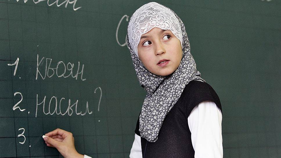 Как устанавливали языковые стандарты для татарских национальных школ