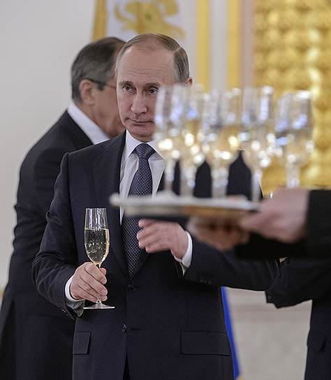 Президент России Владимир Путин на церемонии вручения верительных грамот послами иностранных государств