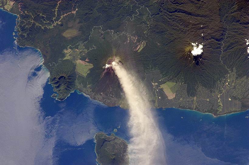 2012 год. Извержение нескольких вулканов в Папуа-Новой Гвинее