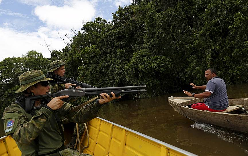 В последние годы незаконная добыча золота в бассейне реки Амазонки стремительно набирает обороты