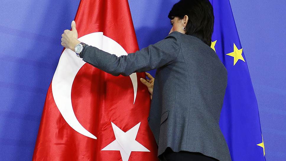 Турция отменила визы для стран Евросоюза