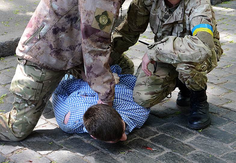2 мая. В ходе прошедших в Одессе мероприятий, которыми отметили вторую годовщину трагедии, были задержаны несколько десятков человек 