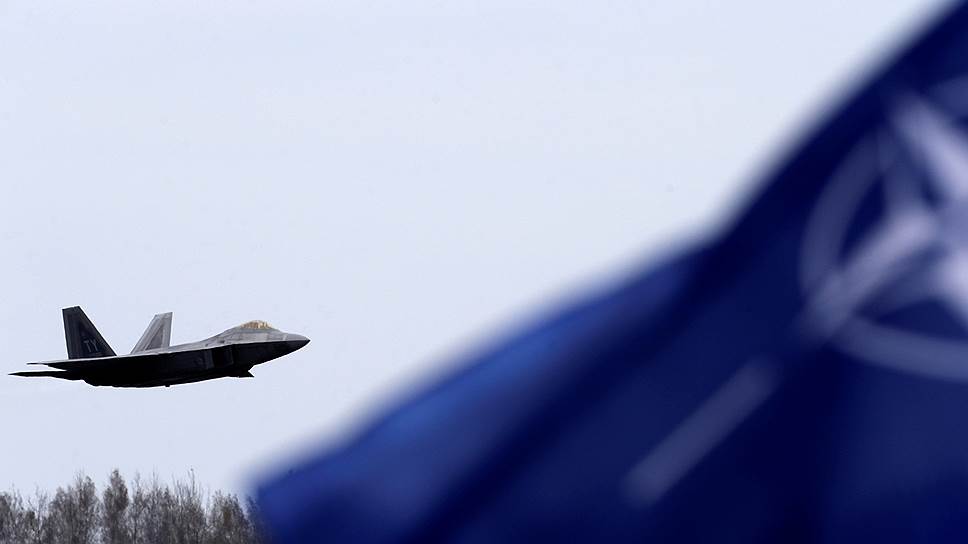 НАТО создаст в Тиране центр по противодействию радикализму