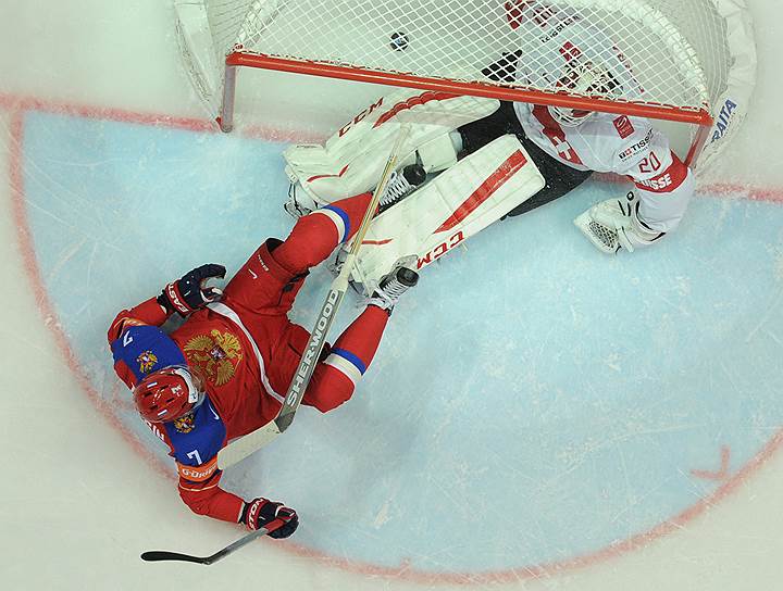 Сборная России по хоккею обыграла команду Швейцарии в матче группового этапа чемпионата мира со счетом 5:1