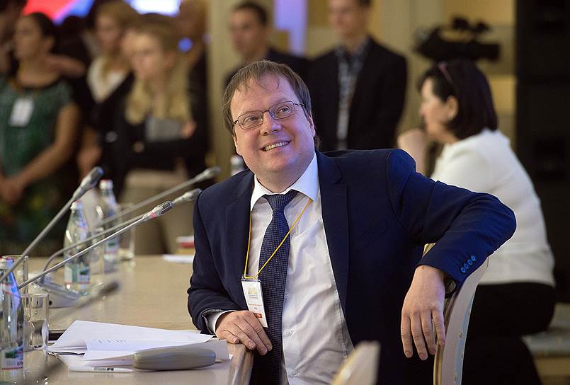 Член Общественной палаты, вице-президент Федеральной палаты адвокатов РФ Владислав Гриб