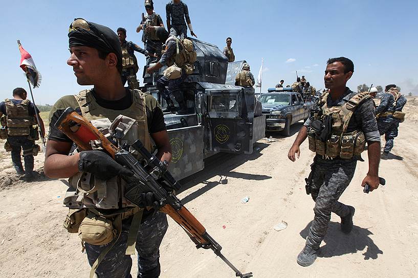 Эль-Фаллуджа, Ирак. Иракские военнослужащие