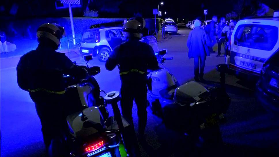 Убийца двух полицейских в пригороде Парижа был сторонником «Исламского государства»