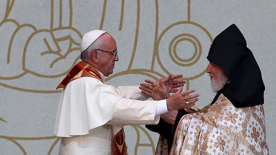 Почему Турция была недовольна визитом папы римского в Армению