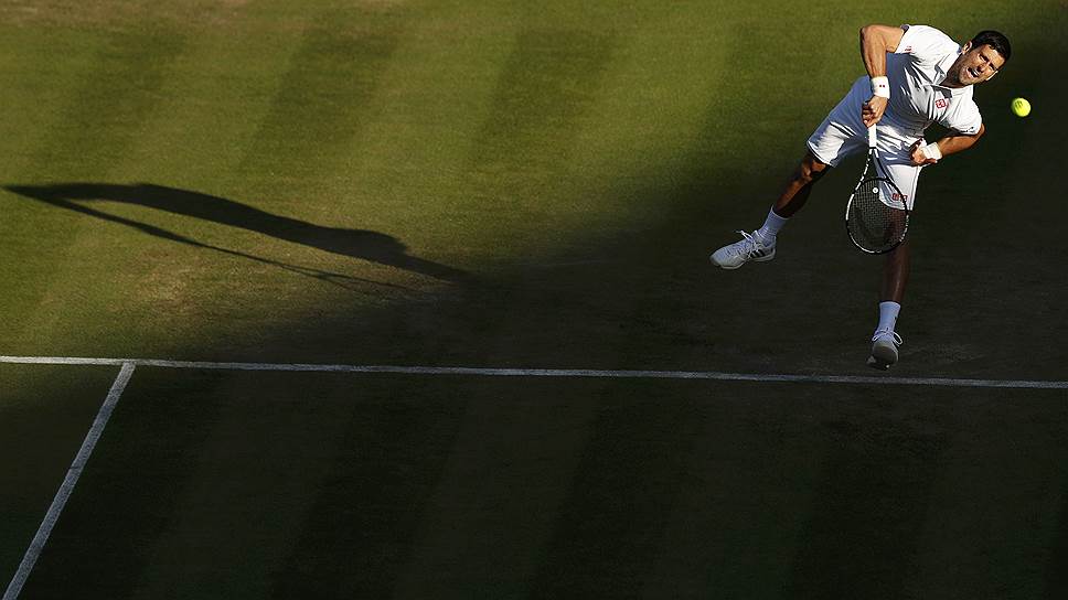 Безоговорочный лидер мировой классификации Новак Джокович потерпел сенсационное поражение в третьем круге Wimbledon