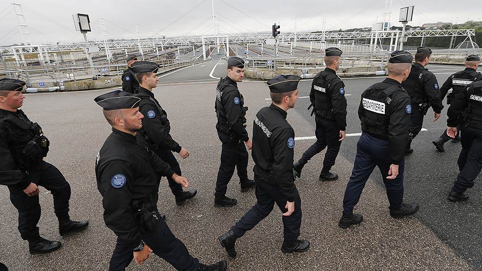 Как французский парламент оценил работу спецслужб после терактов