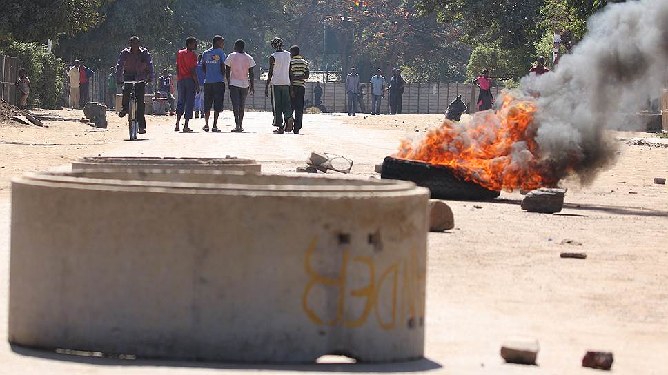 Кого обвинили власти Зимбабве в организации забастовки