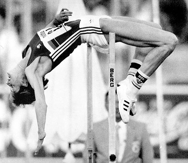 Практически 29 лет держится рекорд болгарской прыгуньи в высоту Стефки Костадиновой. 30 августа 1987 года, на чемпионате мира в Риме, она преодолела планку на высоте 2,09 м