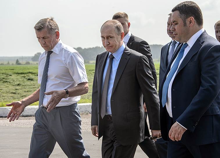 Пока Владимир Путин проводил встречи в Твери, ряд губернаторов и полпредов узнали о своих карьерных изменениях