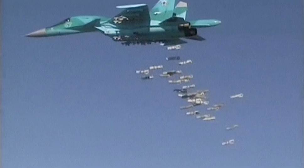 16 августа. Российские дальние бомбардировщики Ту-22М3 переброшены на базу Хамадан в Иране. С нее российские ВКС будут совершать вылеты для ударов по позициям боевиков в Сирии