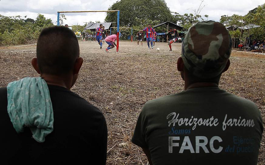 Соревнования по футболу среди повстанцев FARC