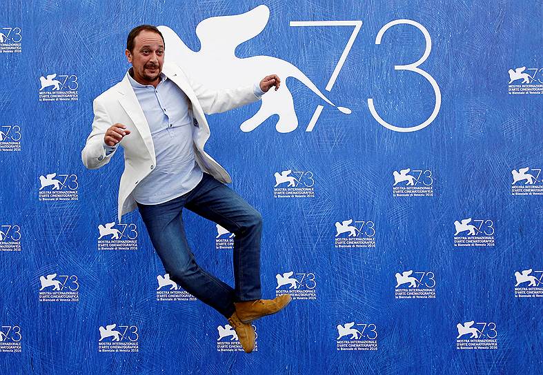 Испанский актер Луис Каледжо на одном из показов Венецианского кинофестиваля