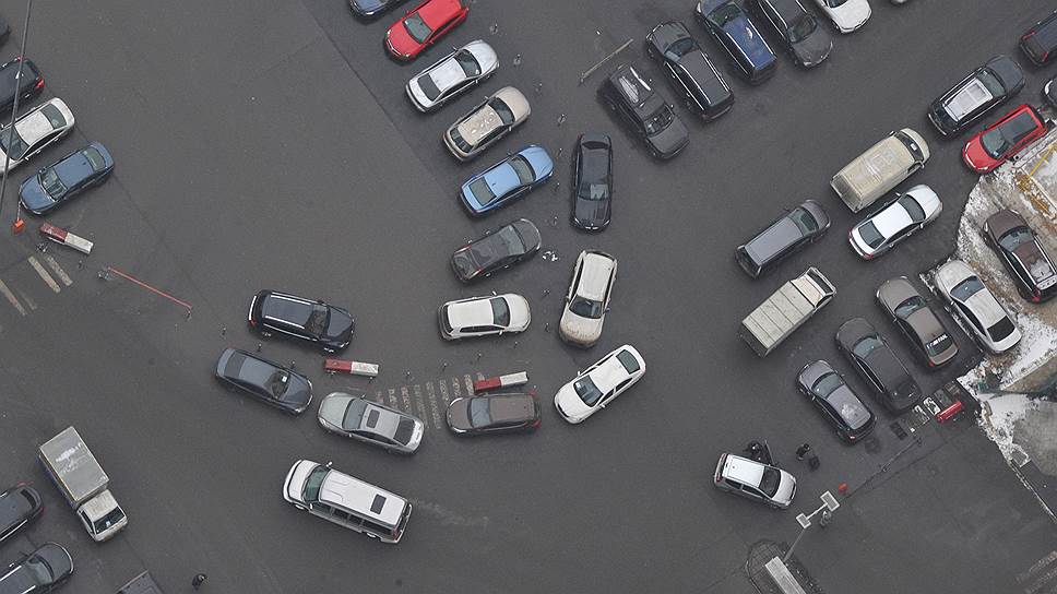 В Москве зоны массовой незаконной парковки будут выявлять автоматически