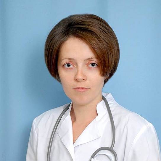 Хирург Яна Антонова