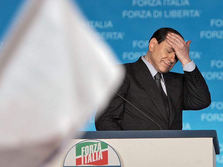 Покинувший в 2007 году пост премьер-министра Италии Сильвио Берлускони в 2012 году вновь стал президентом футбольного клуба «Милан» (ранее он занимал эту должность в 1986-2004 и 2006-2008 годах). С 2008 года, когда господин Берлускони стал премьер-министром, должность президента клуба оставалась вакантной, так как итальянское законодательство запрещает главе правительства занимать иные руководящие посты в частных компаниях и клубах