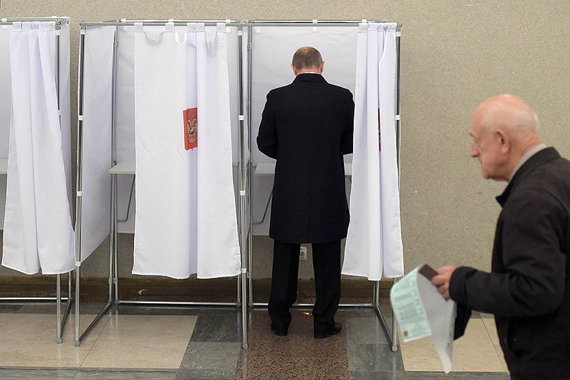 За Владимиром Путиным можно было не занимать: очередей на избирательном участке №2151 в этот день не было