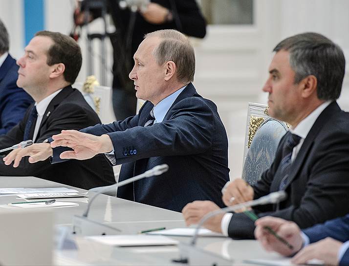 Владимир Путин держал в руках все нити встречи лидеров партий с собой