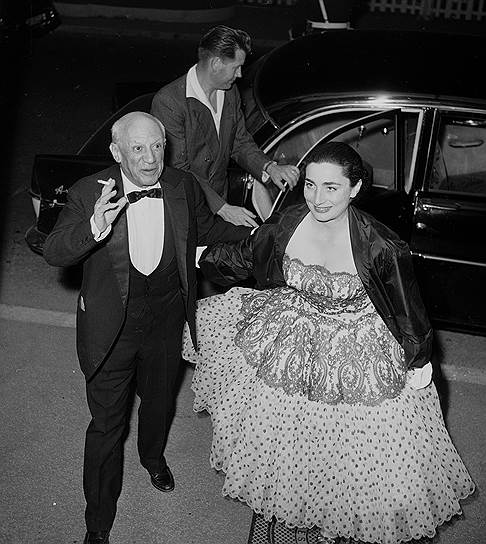 Последней женой испанского живописца стала Жаклин Рок (на фото). Они заключили брак, когда Пикассо было уже 80 лет. После смерти супруга Жаклин Рок покончила жизнь самоубийством