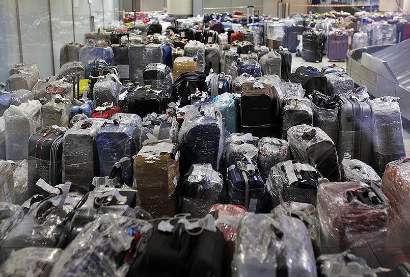 В итоге авиасообщение между Россией и Египтом было приостановлено почти на три года&lt;br>
На фото: багаж туристов, экстренно вывезенных из Египта 