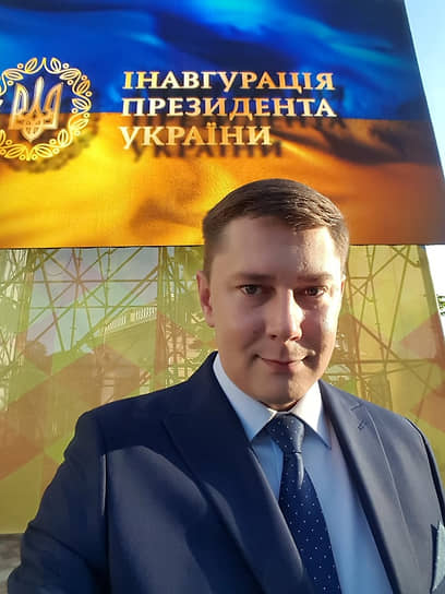 Советник президента Украины Юрий Костюк также начал играть в КВН будучи студентом, был капитаном команды «Однажды вечером», затем писал сценарии к сериалам и фильмам студии «Квартал 95»