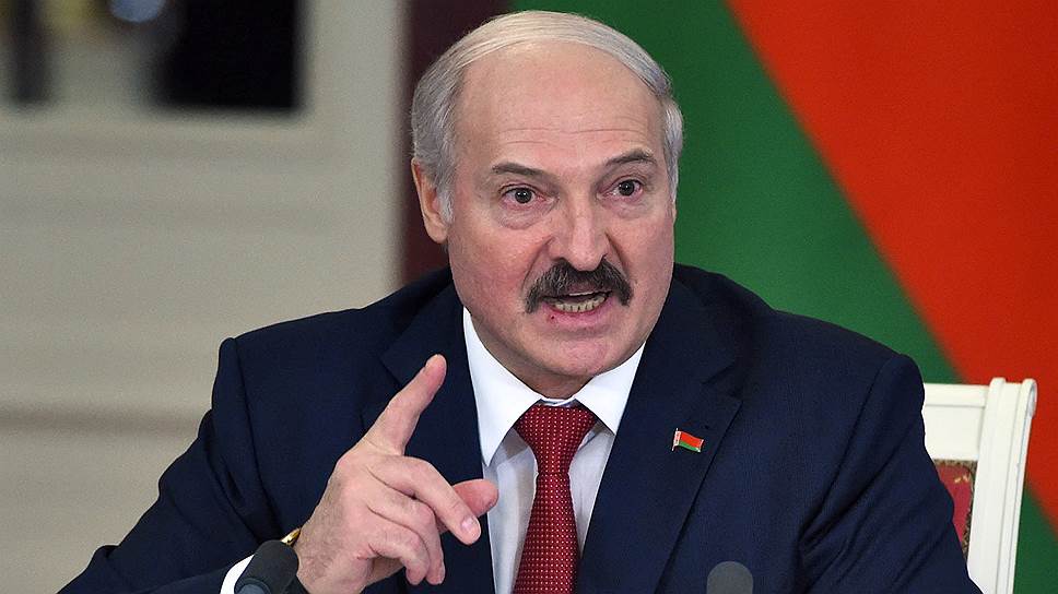 Почему Александр Лукашенко обвинил Россию в низких зарплатах белорусов