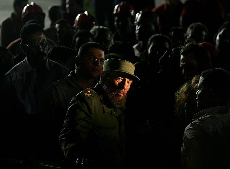 26 ноября. Умер лидер кубинской революции Фидель Кастро