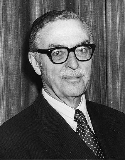 22 марта 1979 года у своей резиденции в Гааге был застрелен посол Великобритании в Нидерландах сэр Ричард Сайкс. В ходе следствия было установлено, что смертельные ранения нанесли члены ИРА
