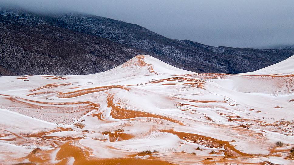Айн-Сефра, Алжир. Впервые за 37 лет в пустыне Сахара выпал снег