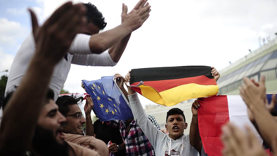 В 2016 году запросов на статус беженца в Германии стало в три раза больше