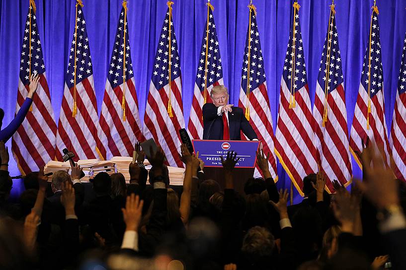 11 января. Избранный президент США Дональд Трамп провел в Нью-Йорке свою первую большую пресс-конференцию в новом качестве. Основными темами стали дальнейшая судьба бизнес-империи миллиардера после его инаугурации и отношения России и США