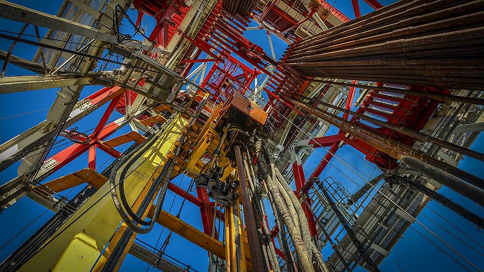 Почему крупные нефтяные компании не уверены в стабильности цен на нефть