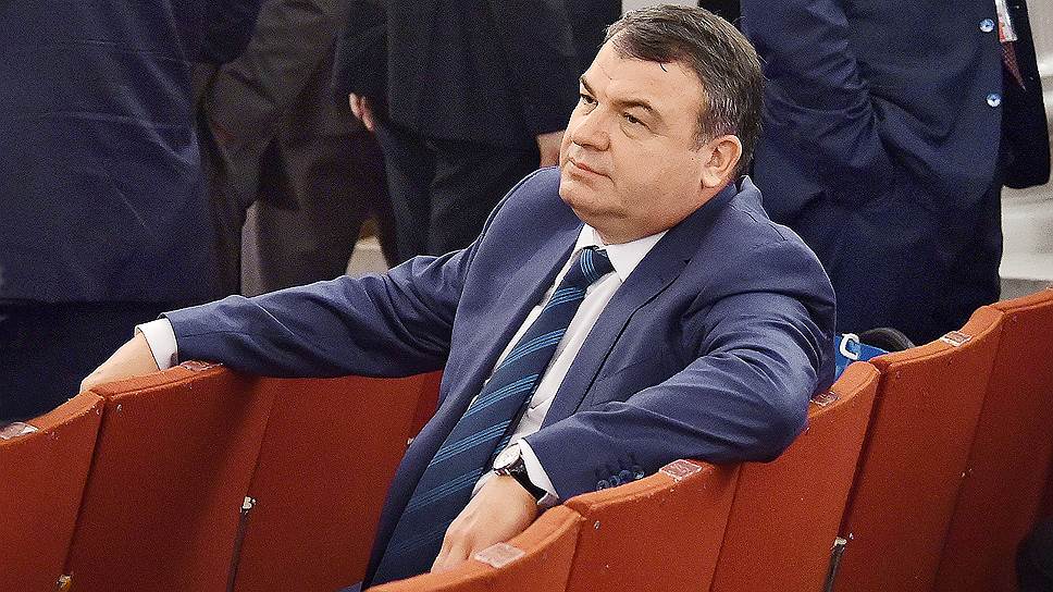 какой пост занимает сердюков сейчас