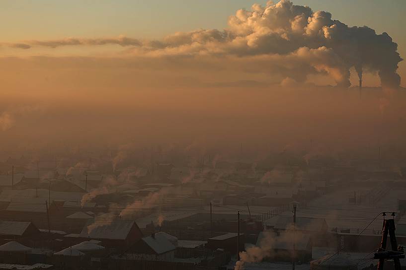По официальным данным, четыре электростанции Улан-Батора ежегодно используют более 6 млн тонн угля