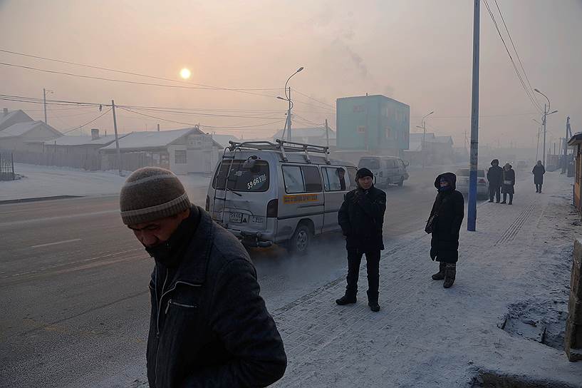 Как утверждают активисты, петицию к правительству Монголии с требованием решить проблему загрязнения воздуха подписали более 7 тыс. человек