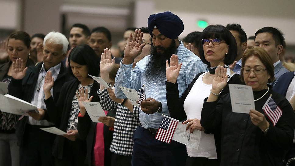 Как мигранты в США хотят показать свою значимость для страны