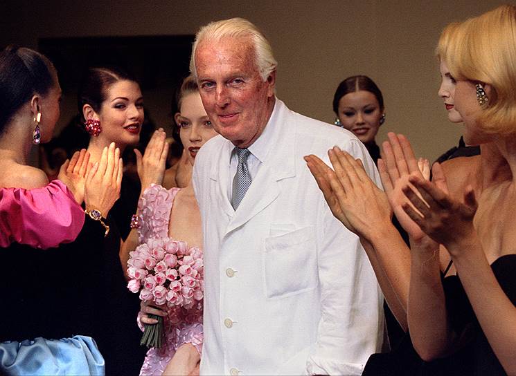 В 1973 году Живанши представил первую мужскую коллекцию. Модельер расширили горизонты своего творчества — создал коллекцию для подростков в спортивном стиле, оформил интерьер для одного из отелей сети «Хилтон», выпустил отдельную коллекцию одежды для куклы Барби 