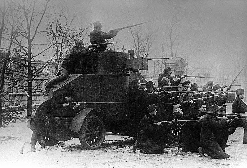 18 февраля (3 марта) остановился Путиловский завод — важнейшее в период войны артиллерийское предпритие страны, на котором трудилось около 36 тыс. человек. На решительные действия рабочих подтолкнуло отсутствие топлива, невыплата зарплат и дефицит продуктов