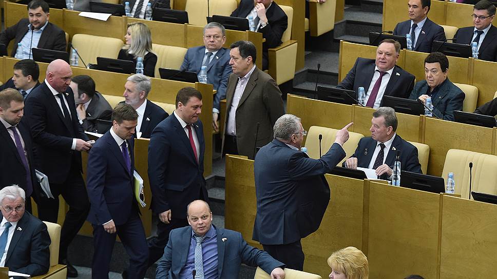 ЛДПР и «Единая Россия» вступили в конфликт по вопросу депутатской этики