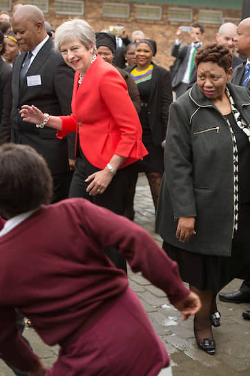 Бывший премьер-министр Великобритании Тереза Мэй во время визита в ЮАР