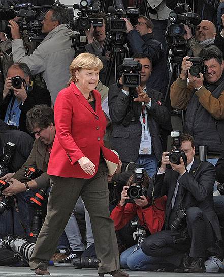Направляясь в Россию, канцлер ФРГ Ангела Меркель может преследовать как внешне-, так и внутриполитические цели