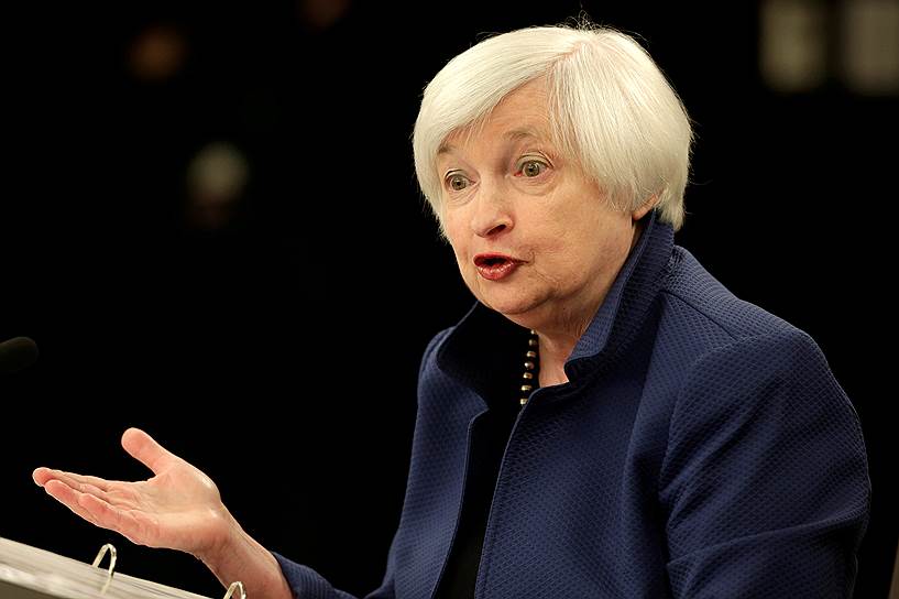 3 мая. Федеральная резервная служба США (ФРС) сохранила базовую ставку на уровне 0,75–1% годовых