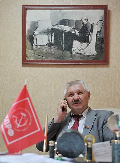 Лидер фракции КПРФ в заксобрании Кировской области Сергей Мамаев