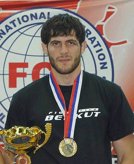 Чемпион мира по боям без правил Мурад Амриев